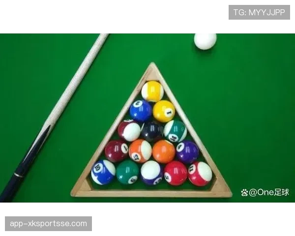 开球规则：中心开球何时算有效及重复触球限制