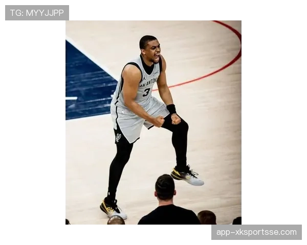 凯尔登·约翰逊突破效率提升显著，提升球队关键时刻得分能力