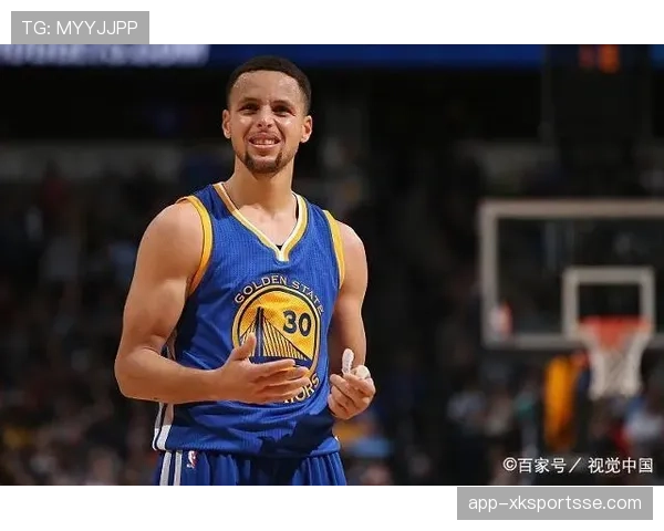 理查德森突破拉开空间助勇士强化三分火力